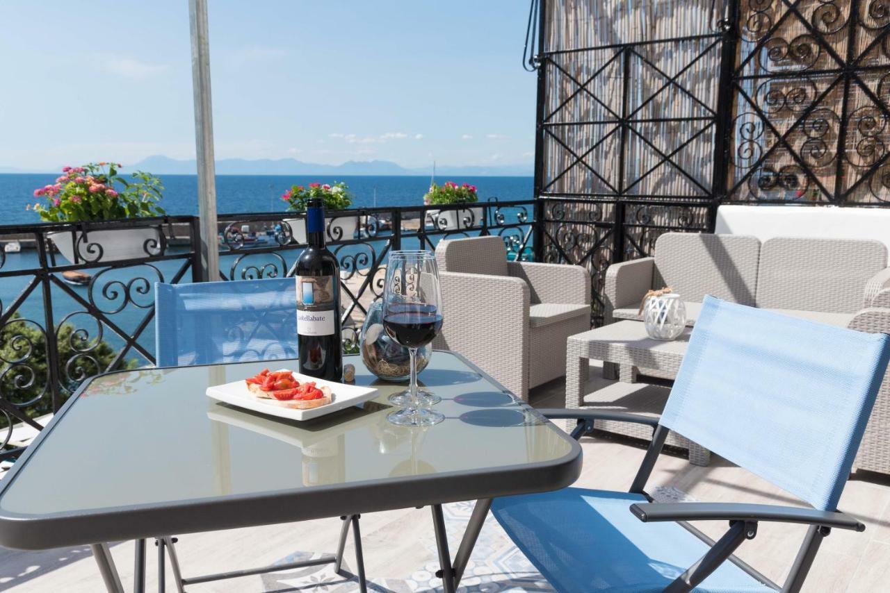 Quasi In Porto Rooms Castellabate Exterior foto